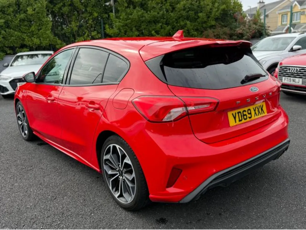 Ford Focus ST-LINE X TDCI - Image 5