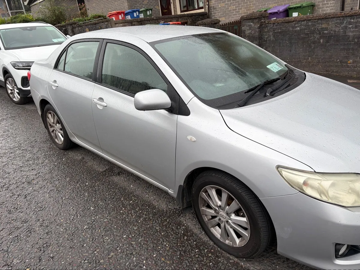 Toyota Corolla 2007 - Image 2