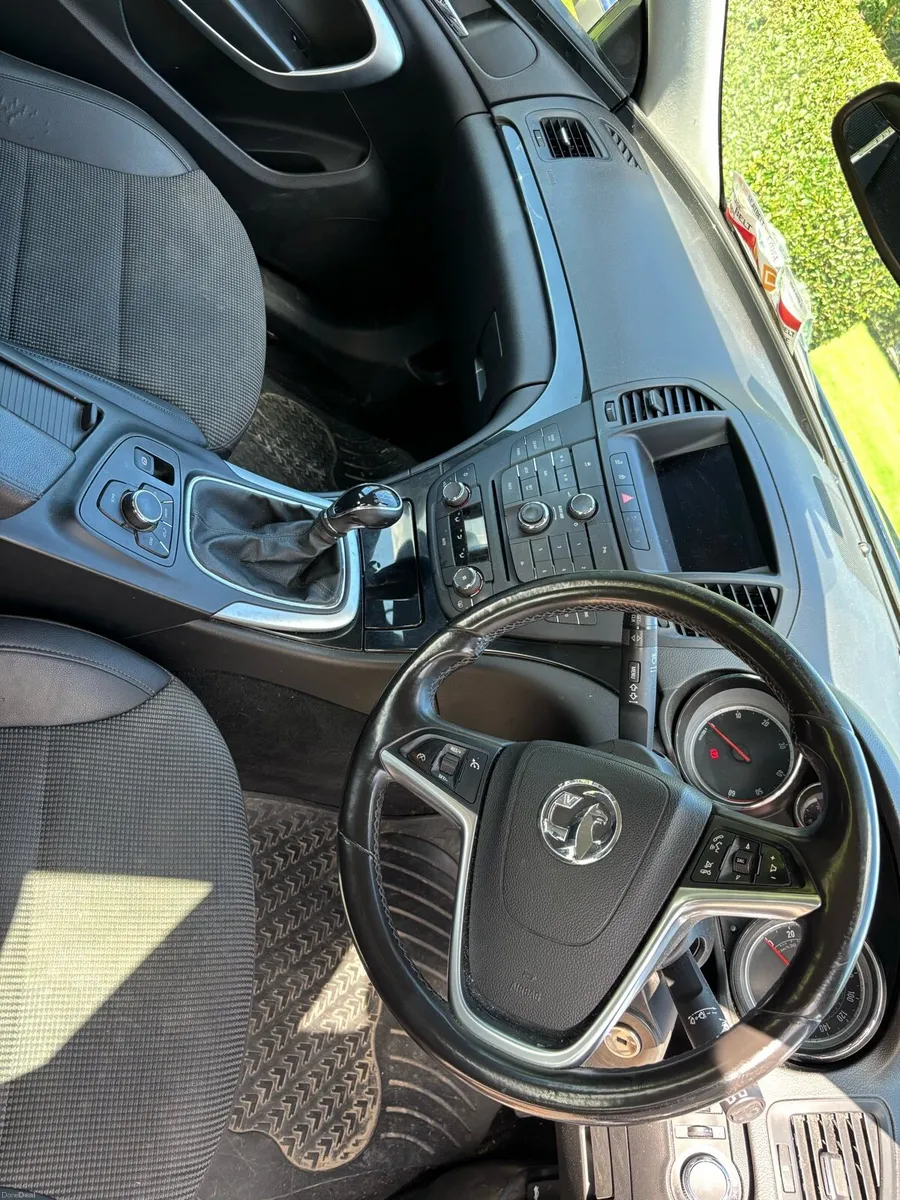 Vauxhall insignia - Image 5
