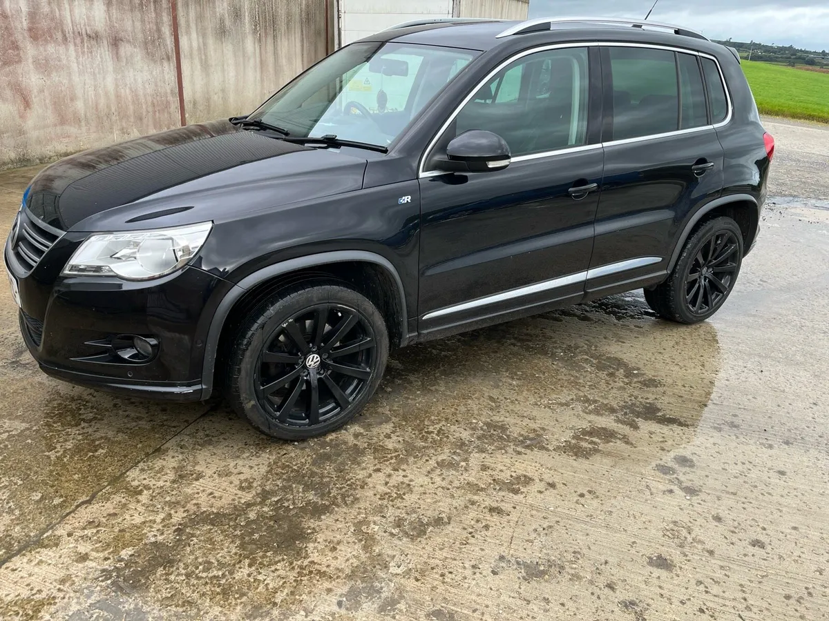 Volkswagen Tiguan R Line - Image 2