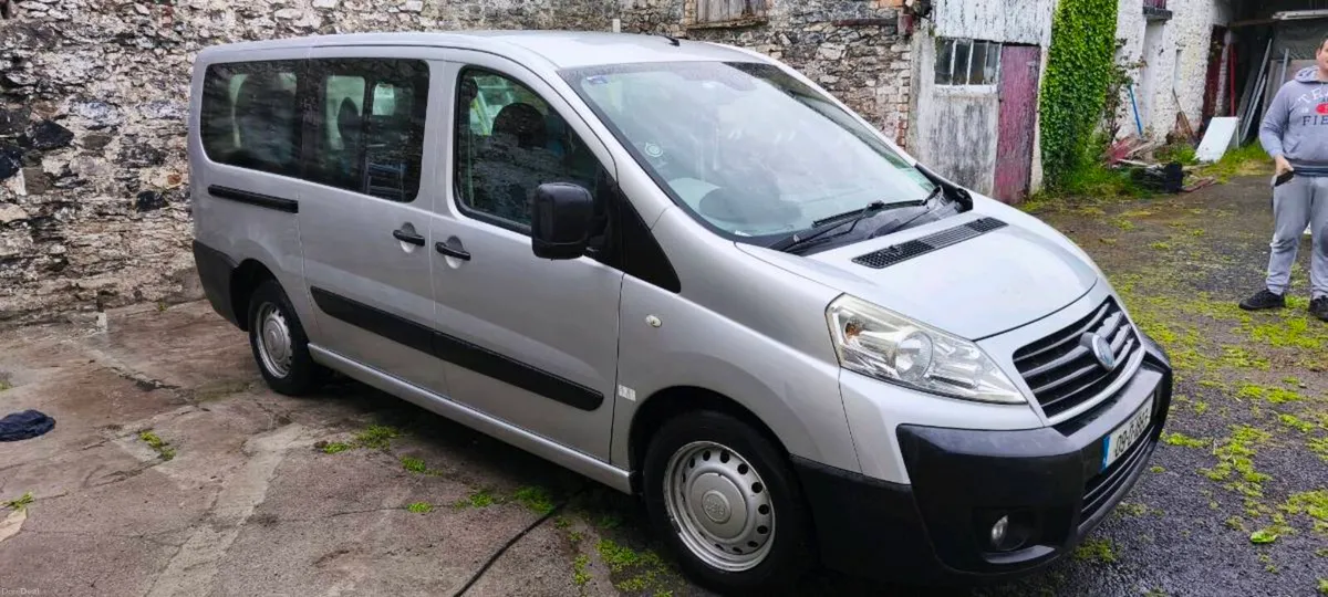 Fiat Scudo Minibus wheelchair accessible - Image 3