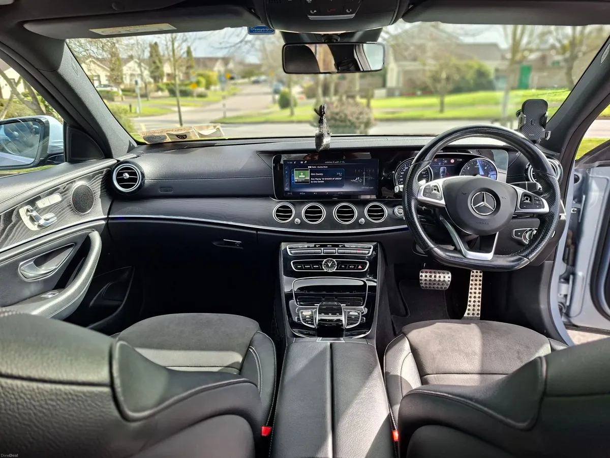 Mercedes-Benz E-Class 2017 - Image 3