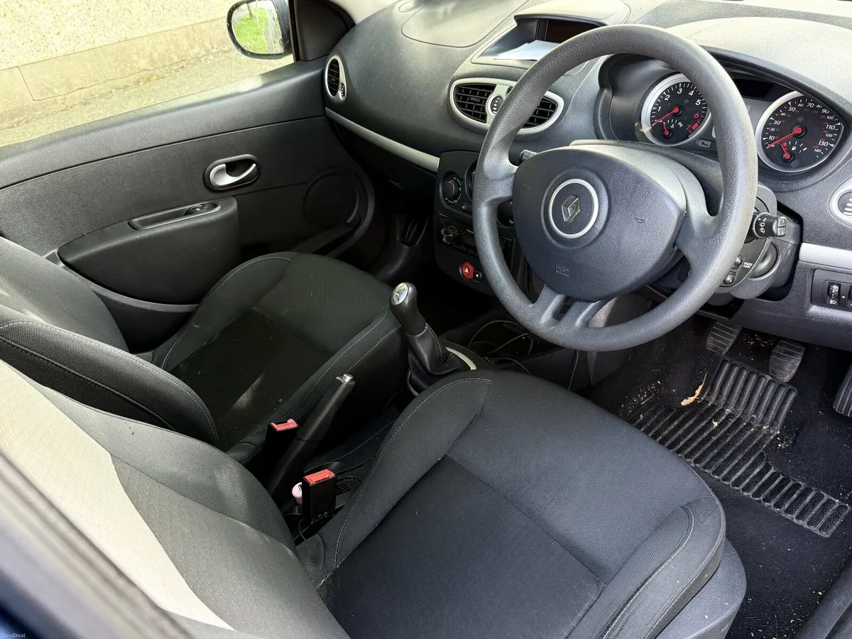 Renault Clio 2010 - Image 3