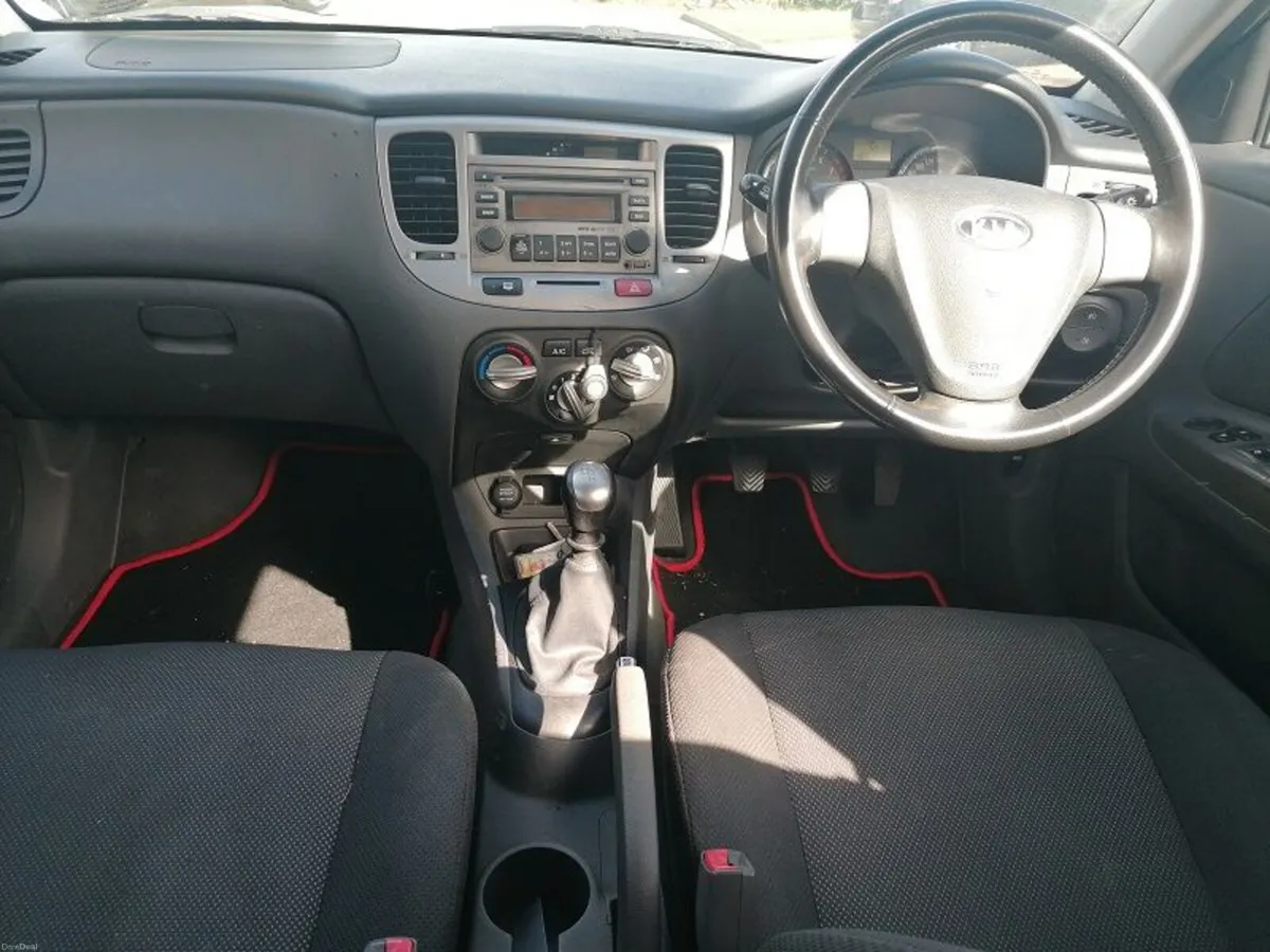 Kia Rio 1.4, TAX 12/26, LOW MILEAGE - Image 5