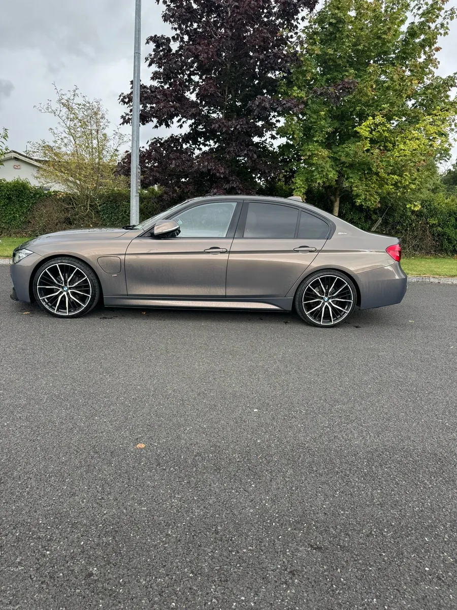 BMW 330e F30 M Sport - Image 3
