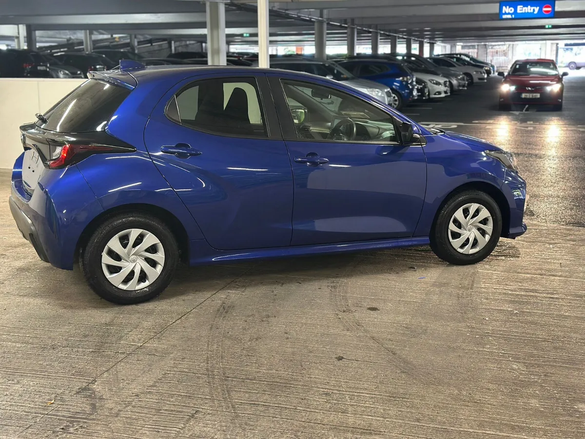 Toyota Yaris 2022 - Image 4