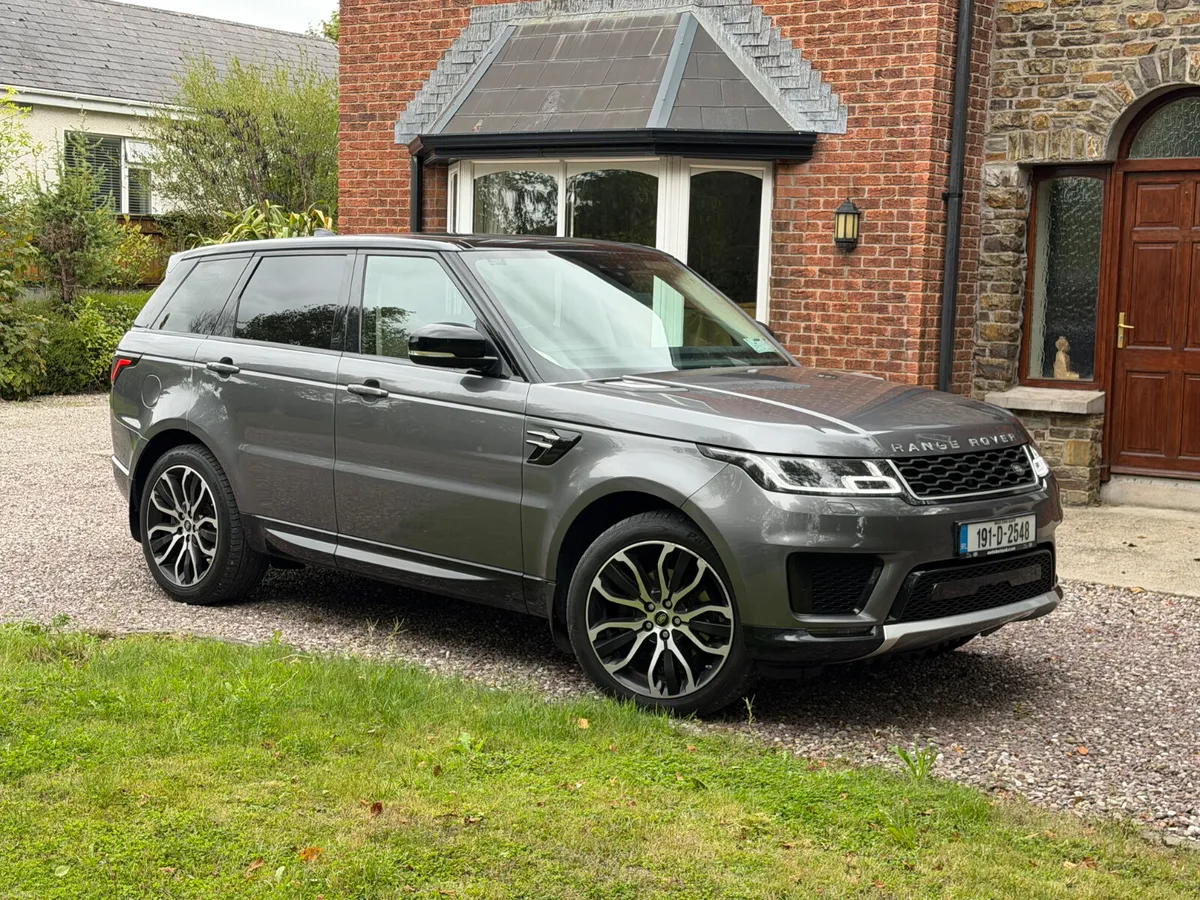 Land Rover Range Rover Sport 2019 Huge spec - Image 2