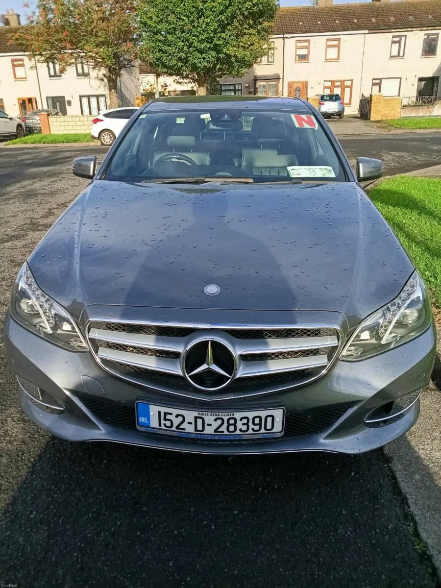 2015 Mercedes E220 bluetech CDI - Image 2