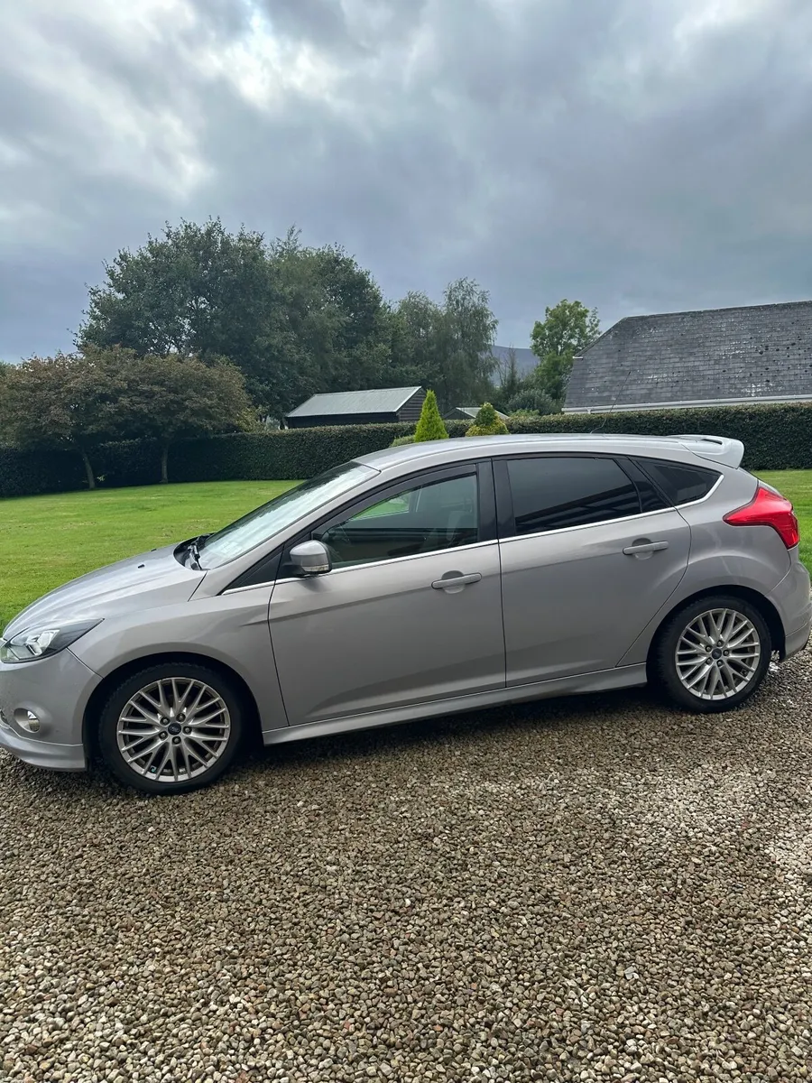Ford Focus 2013 - Image 2