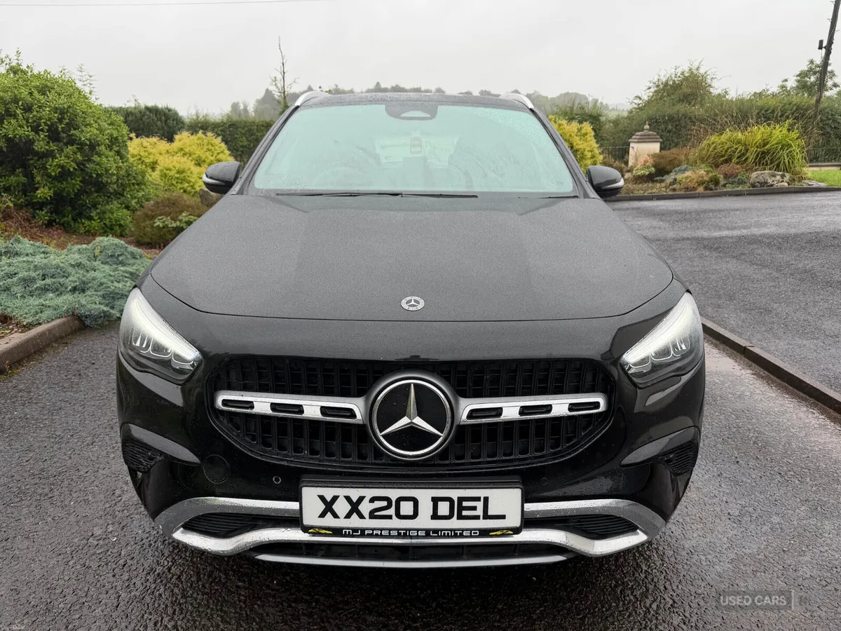 Mercedes-Benz GLA DIESEL HATCHBACK - Image 2