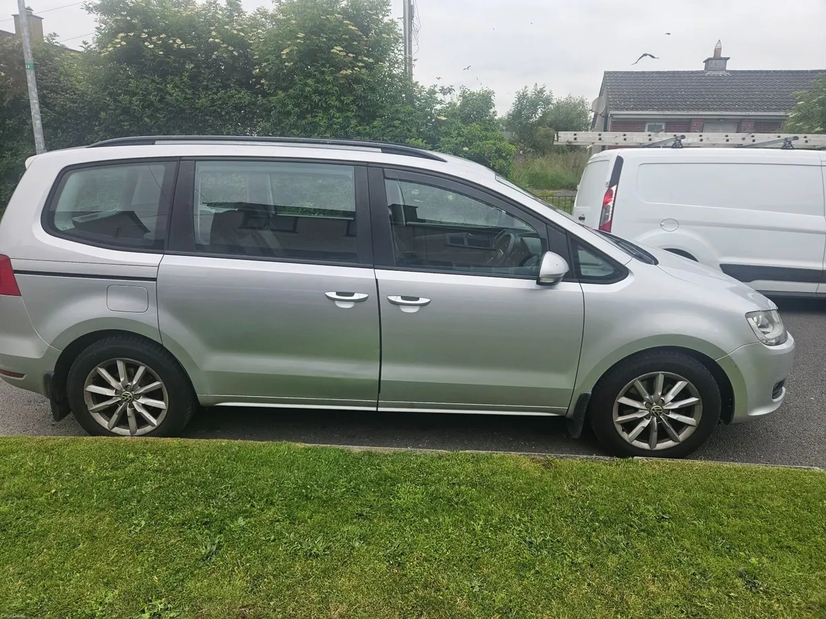 Volkswagen Sharan 2012 - Image 6