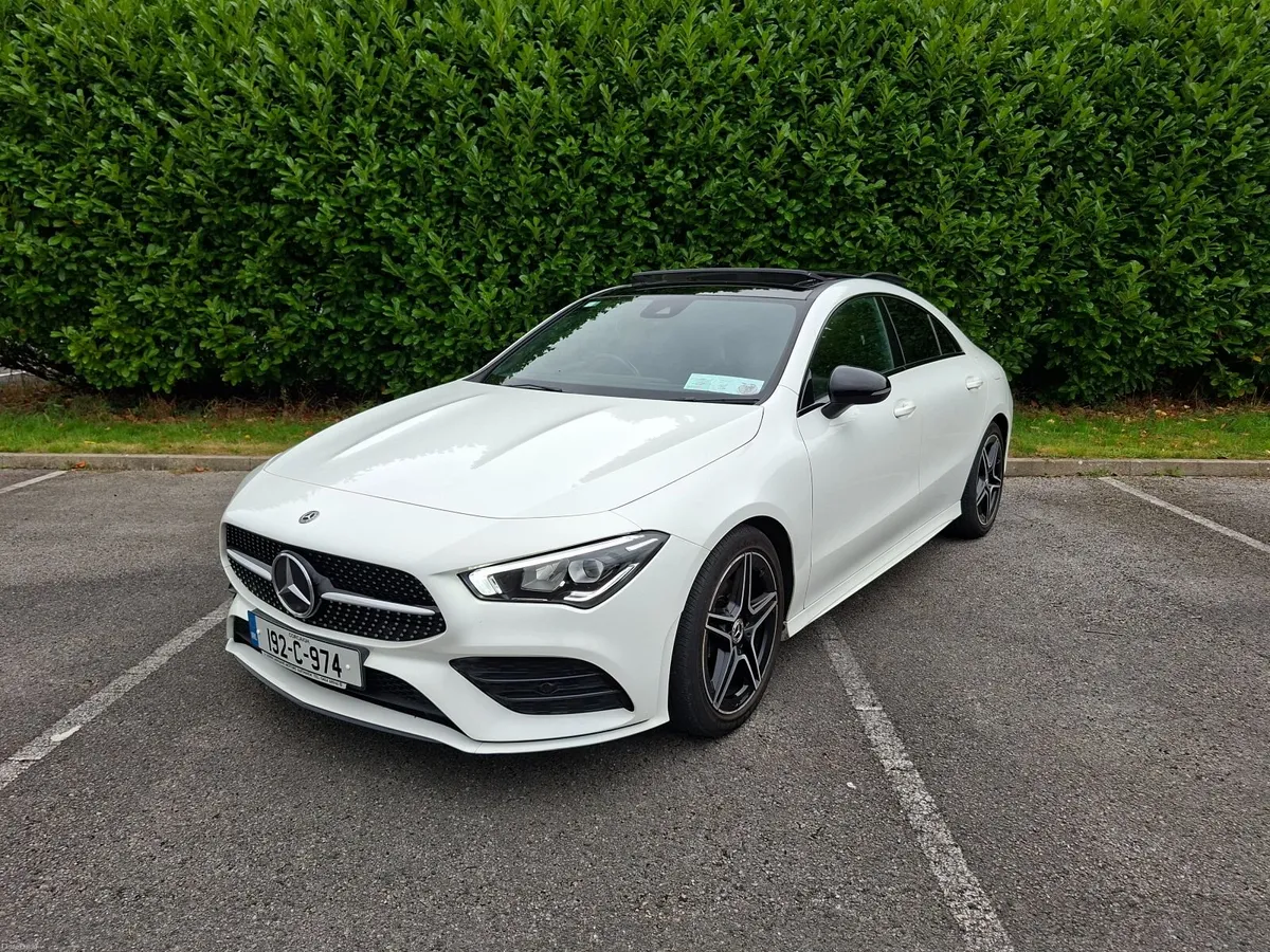 Mercedes-Benz CLA **AMG NIGHT EDITION WHITE** - Image 2