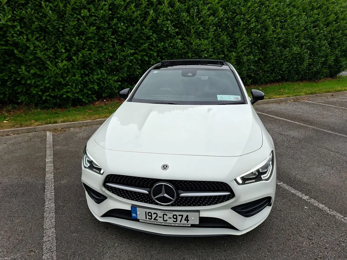 Mercedes-Benz CLA **AMG NIGHT EDITION WHITE** - Image 4