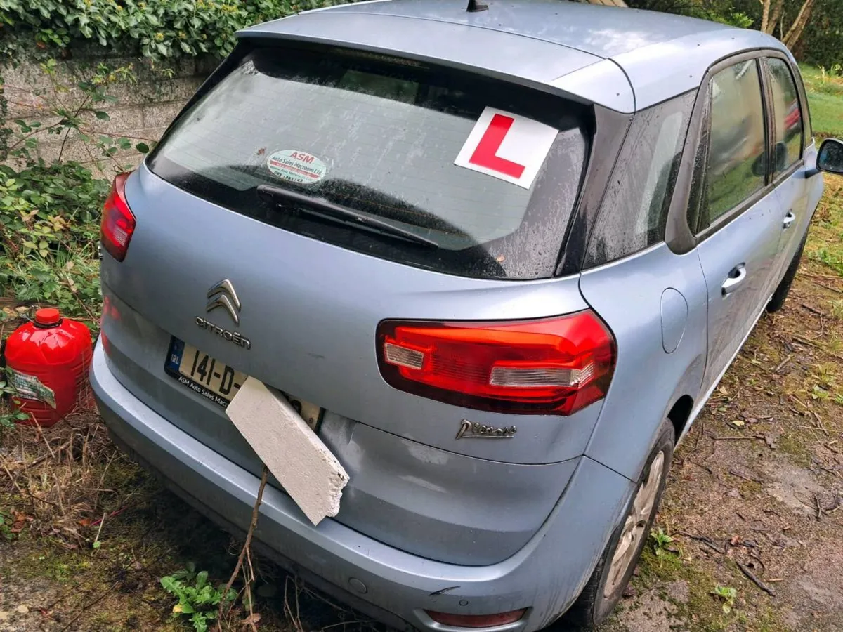 Citroen C4 picasso - engine 1 cylinder down - Image 2