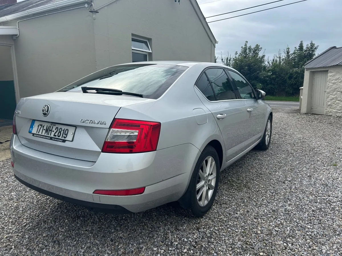 Skoda Octavia 2017 - Image 4