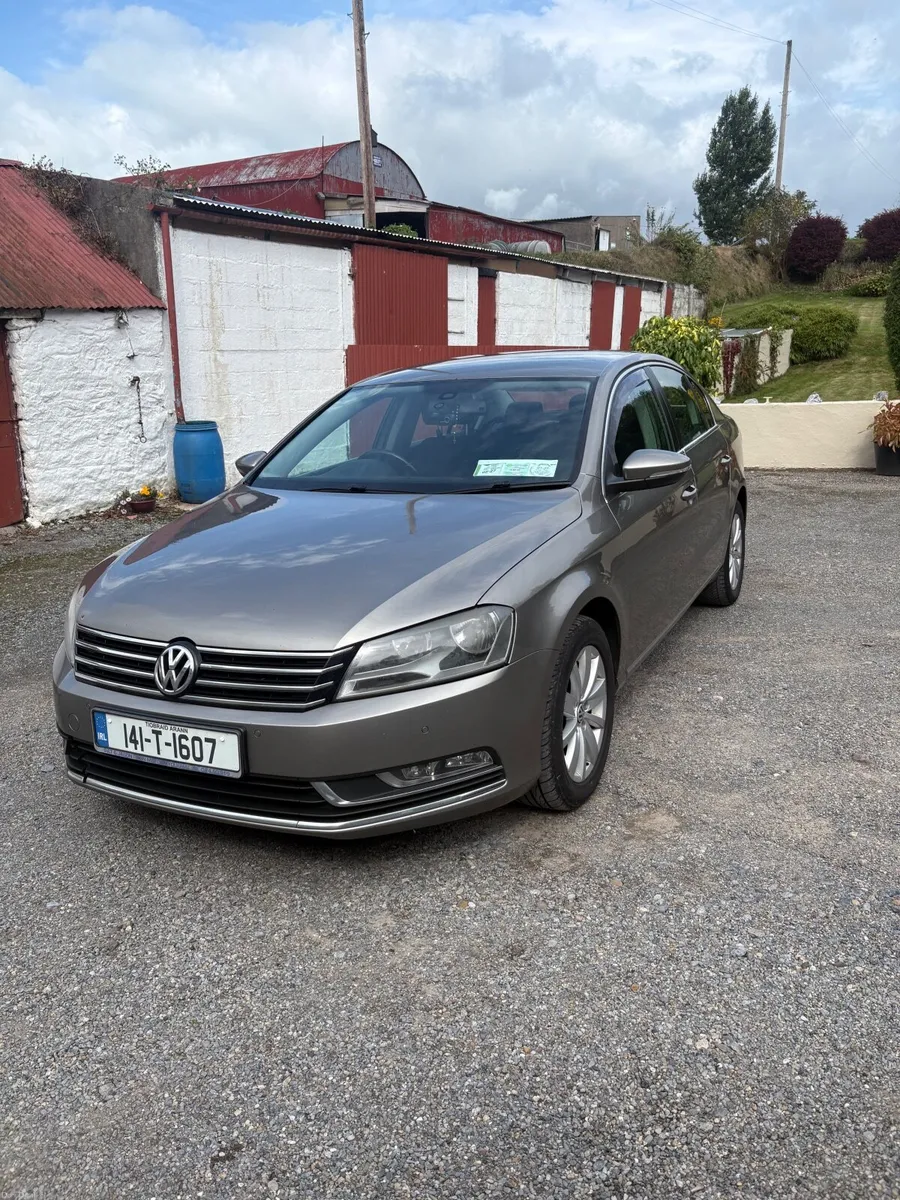 2014 VW Passat 1.6 TDI BlueMotion - Image 2