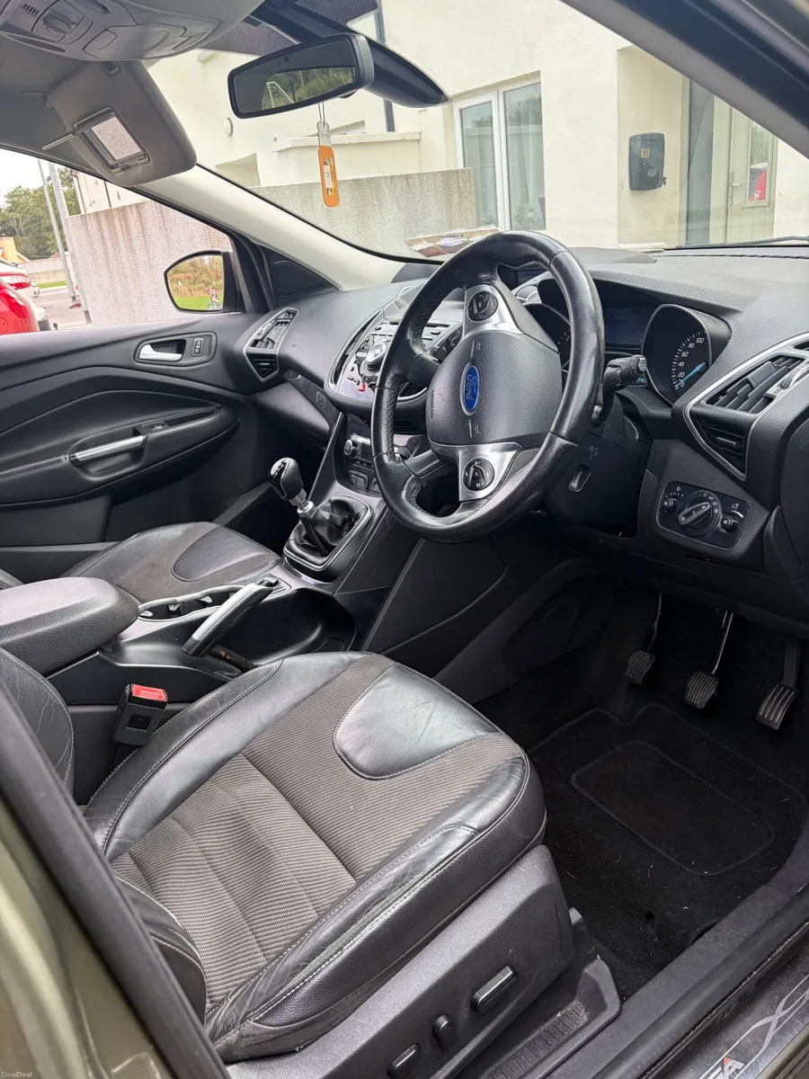 Ford Kuga 2015 - Image 5