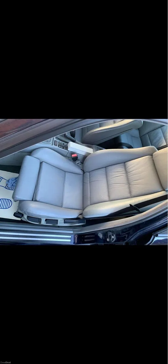 Car - Image 6