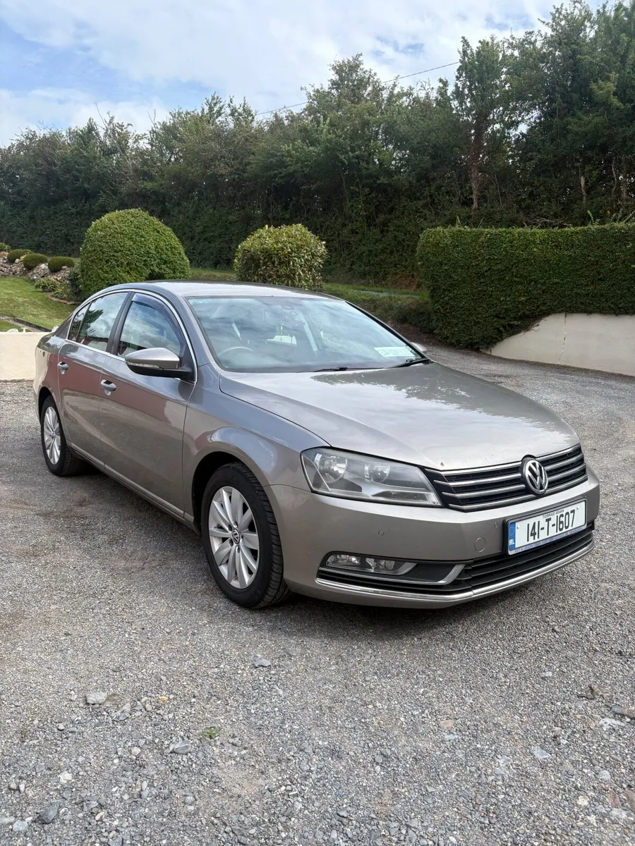 2014 VW Passat 1.6 TDI BlueMotion - Image 1