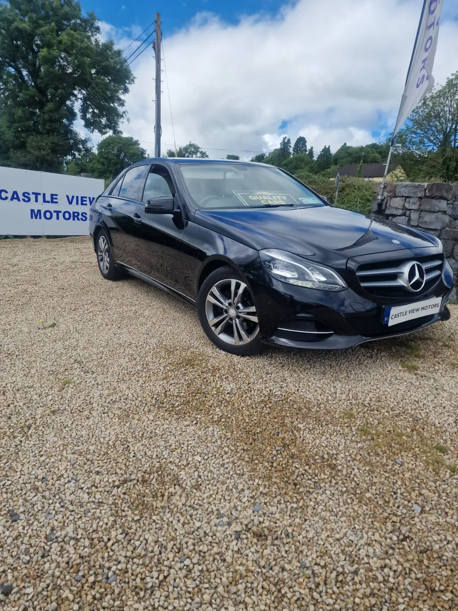 15 Mercedes-Benz Auto New Nct - Image 1
