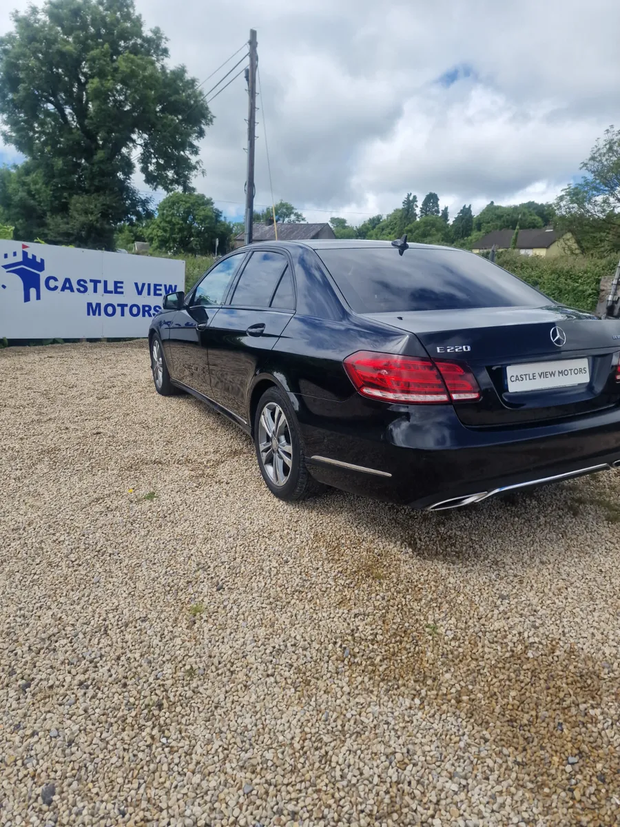 15 Mercedes-Benz Auto New Nct - Image 6