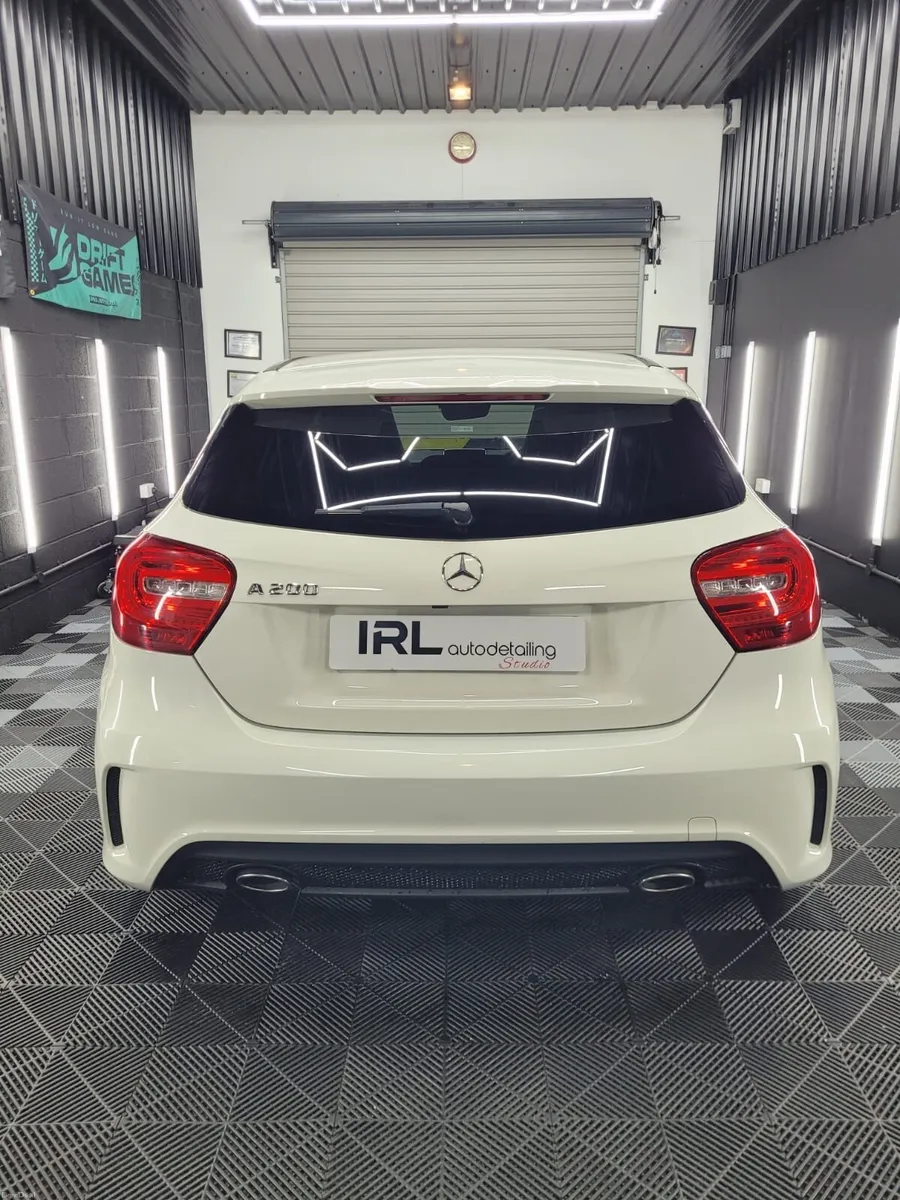 Automatic 2015 Mercedes A-class A200d - Image 4