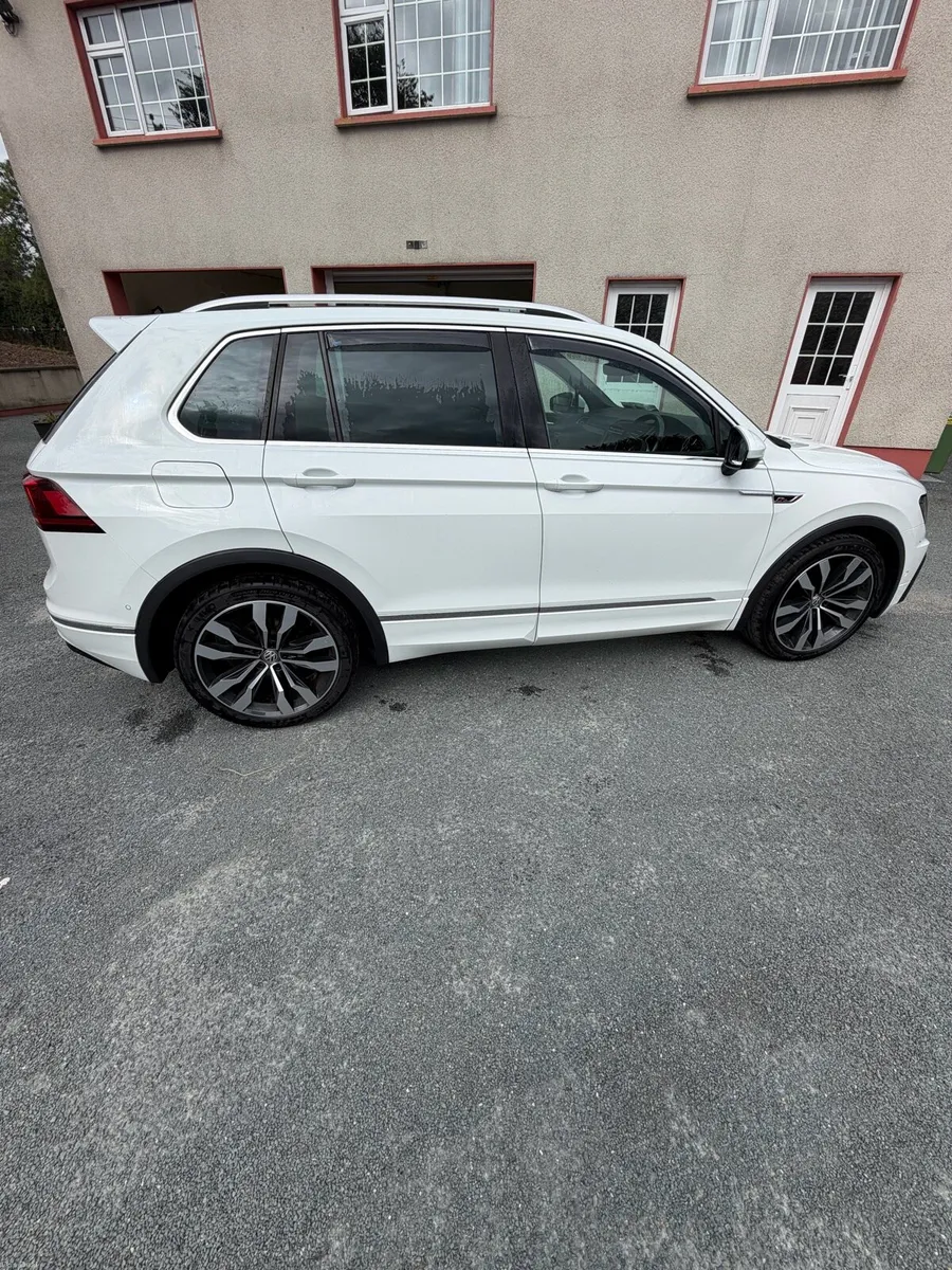 SUV - Image 6