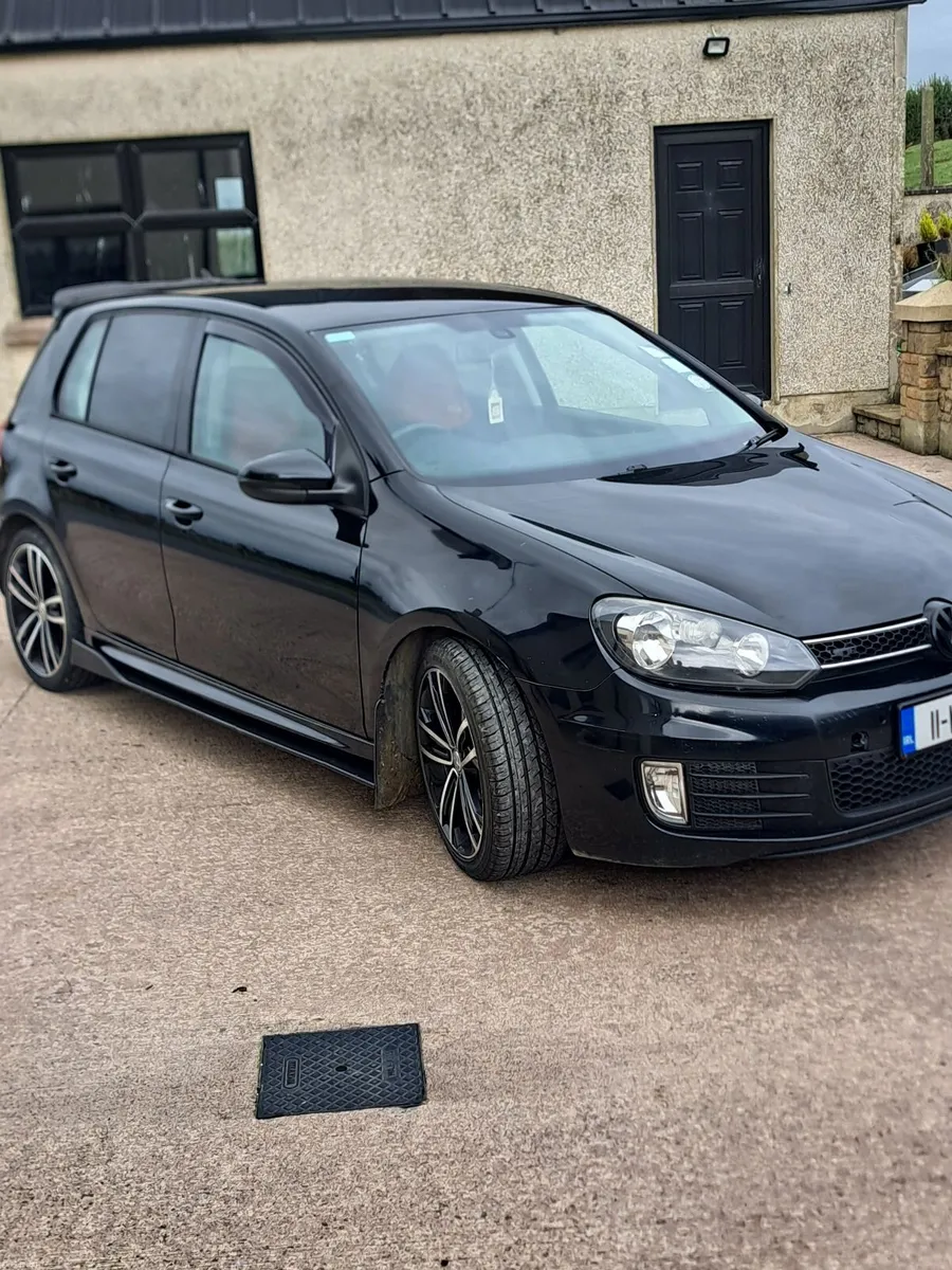Volkswagen Golf 2011 - Image 5