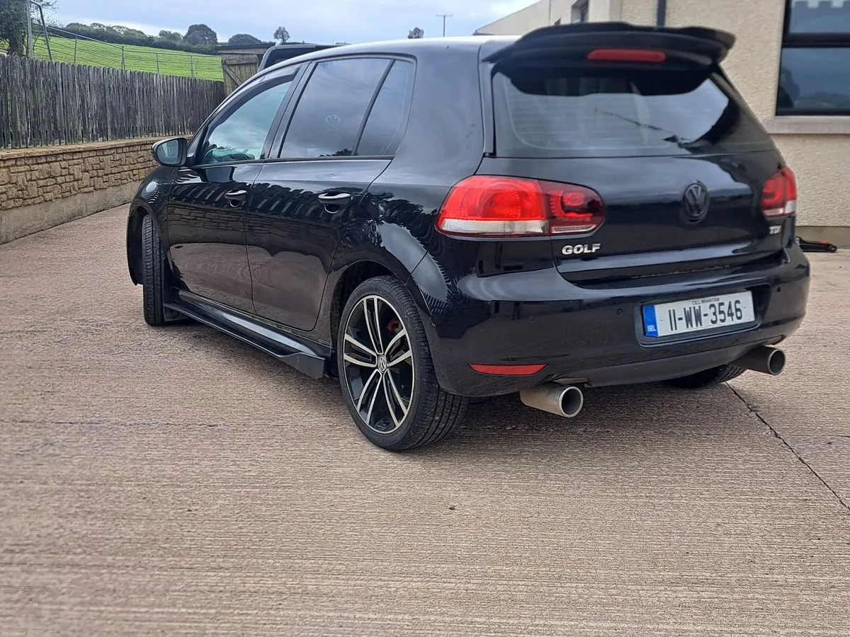 Volkswagen Golf 2011 - Image 6