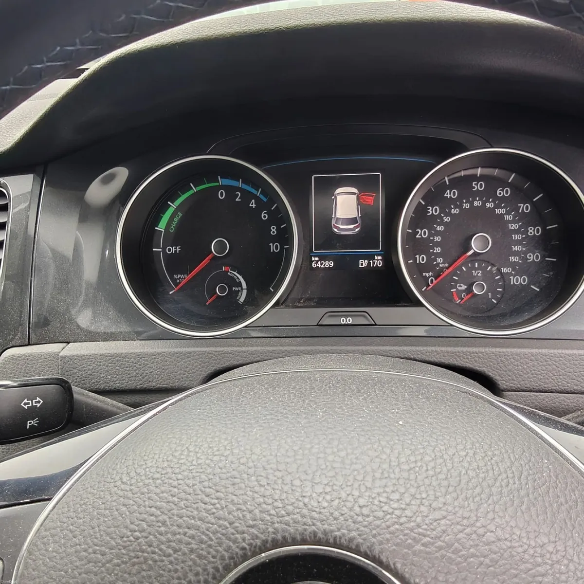 Volkswagen E-Golf 2019 - Image 3