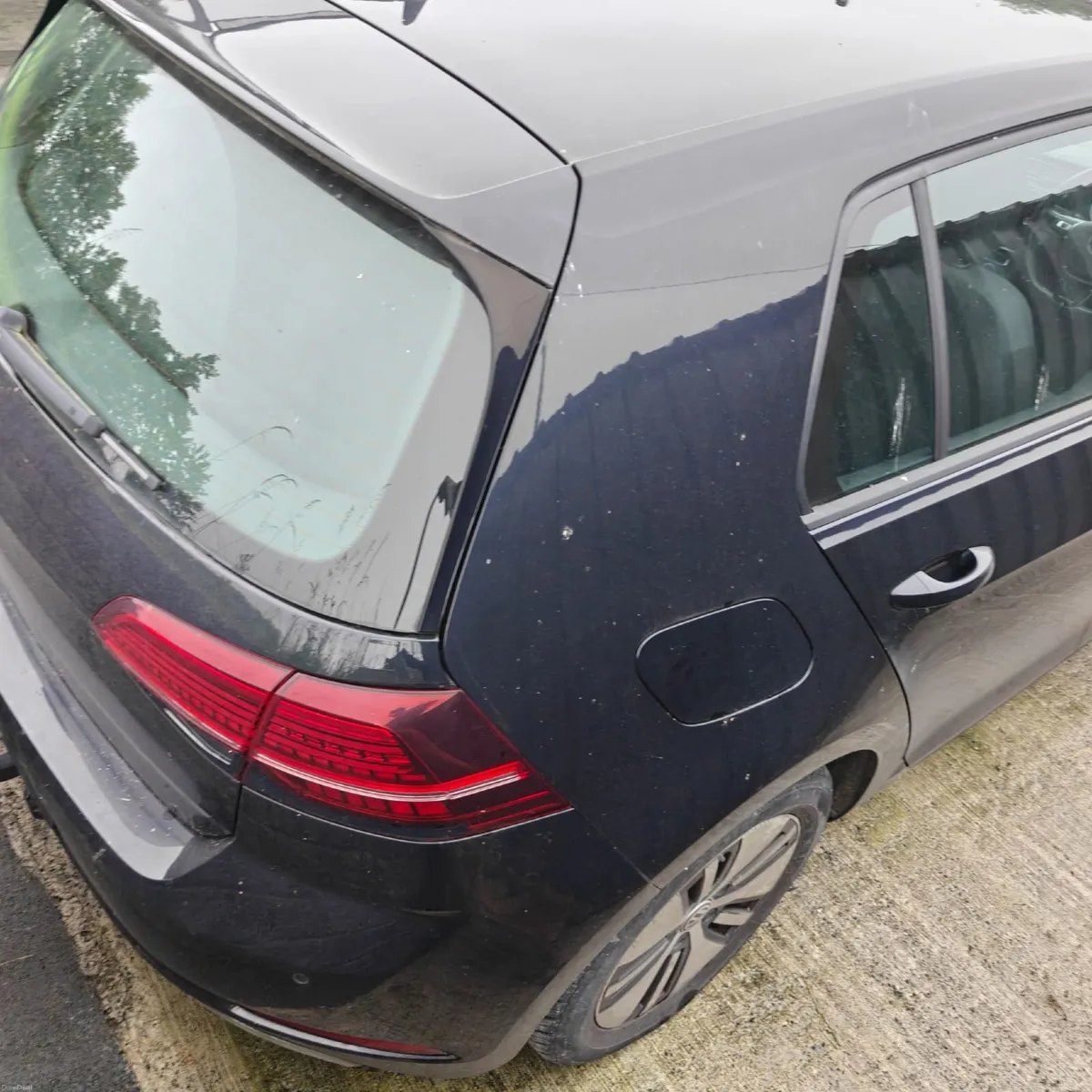 Volkswagen E-Golf 2019 - Image 4