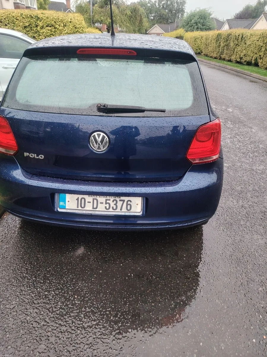 Volkswagen Polo 2010 - Image 2