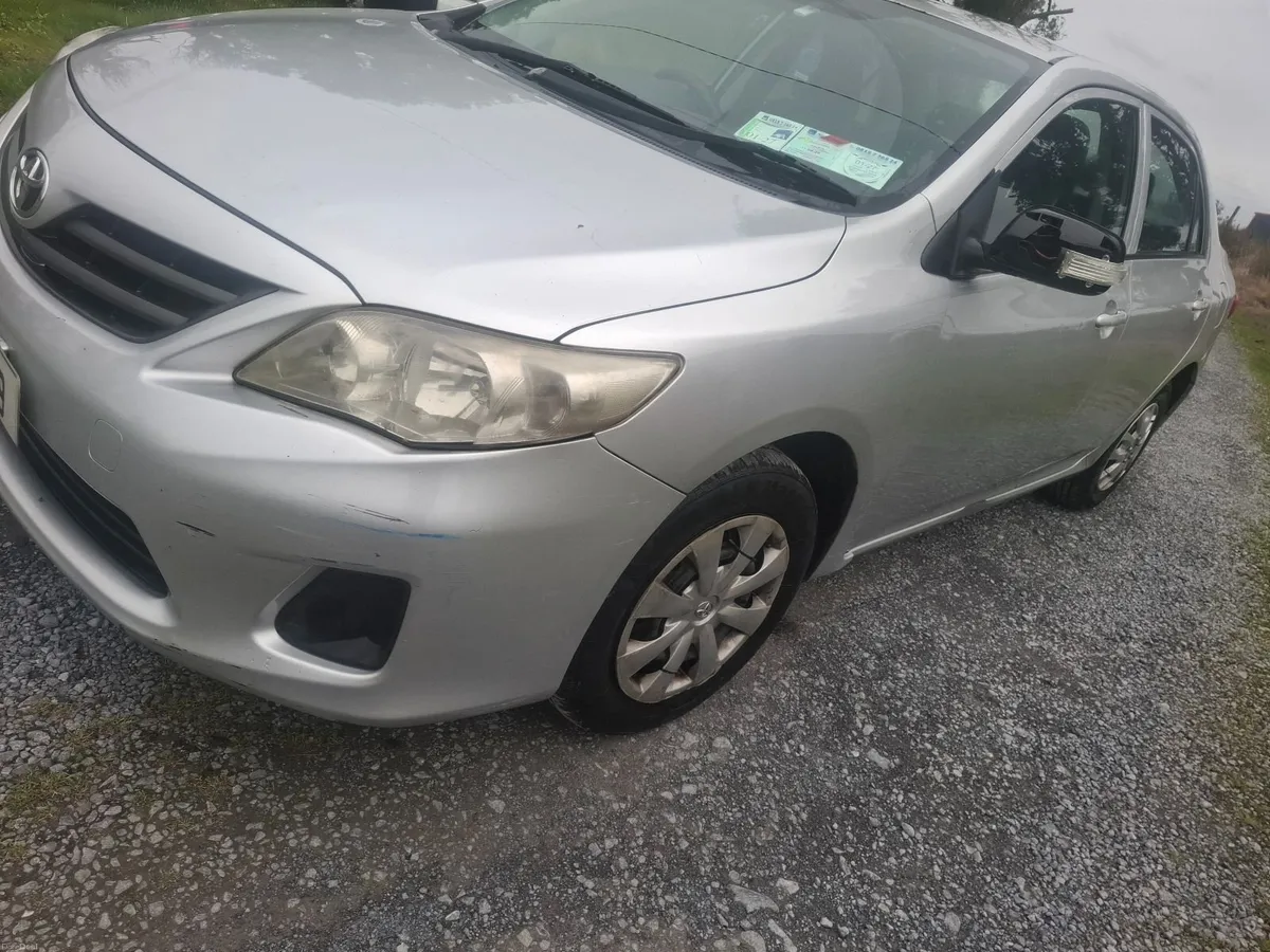 Toyota Corolla 2011 - Image 6