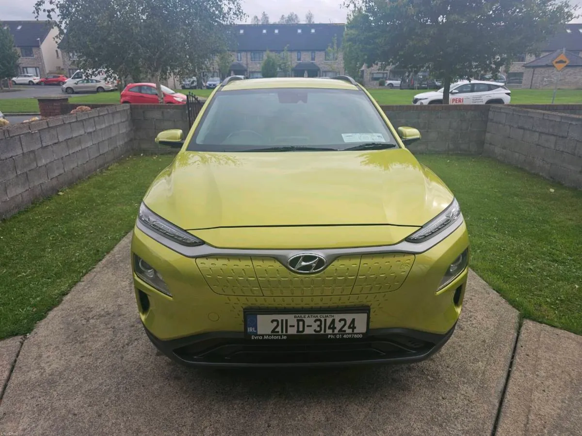 2021 hyundai kona 64kw long range low mileage - Image 2
