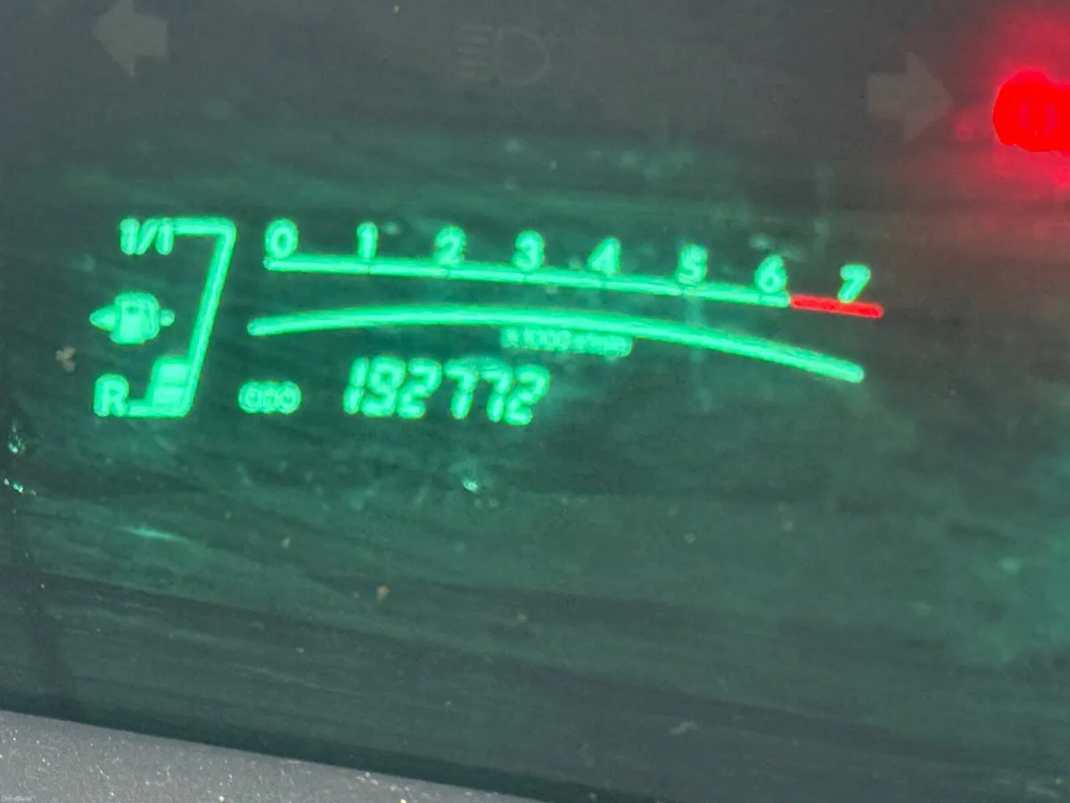 Toyota Yaris 2006 - Image 3