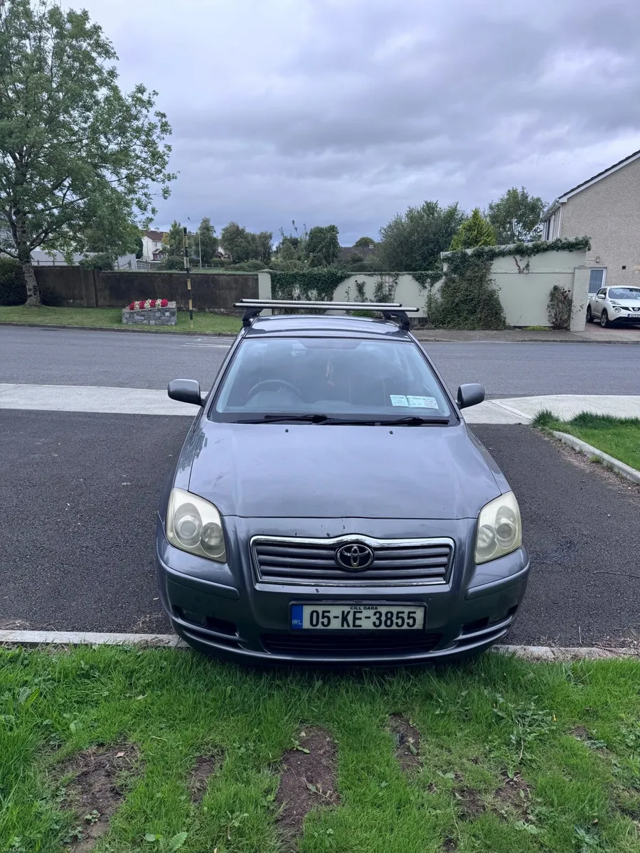 Toyota Avensis 2005 - Image 2