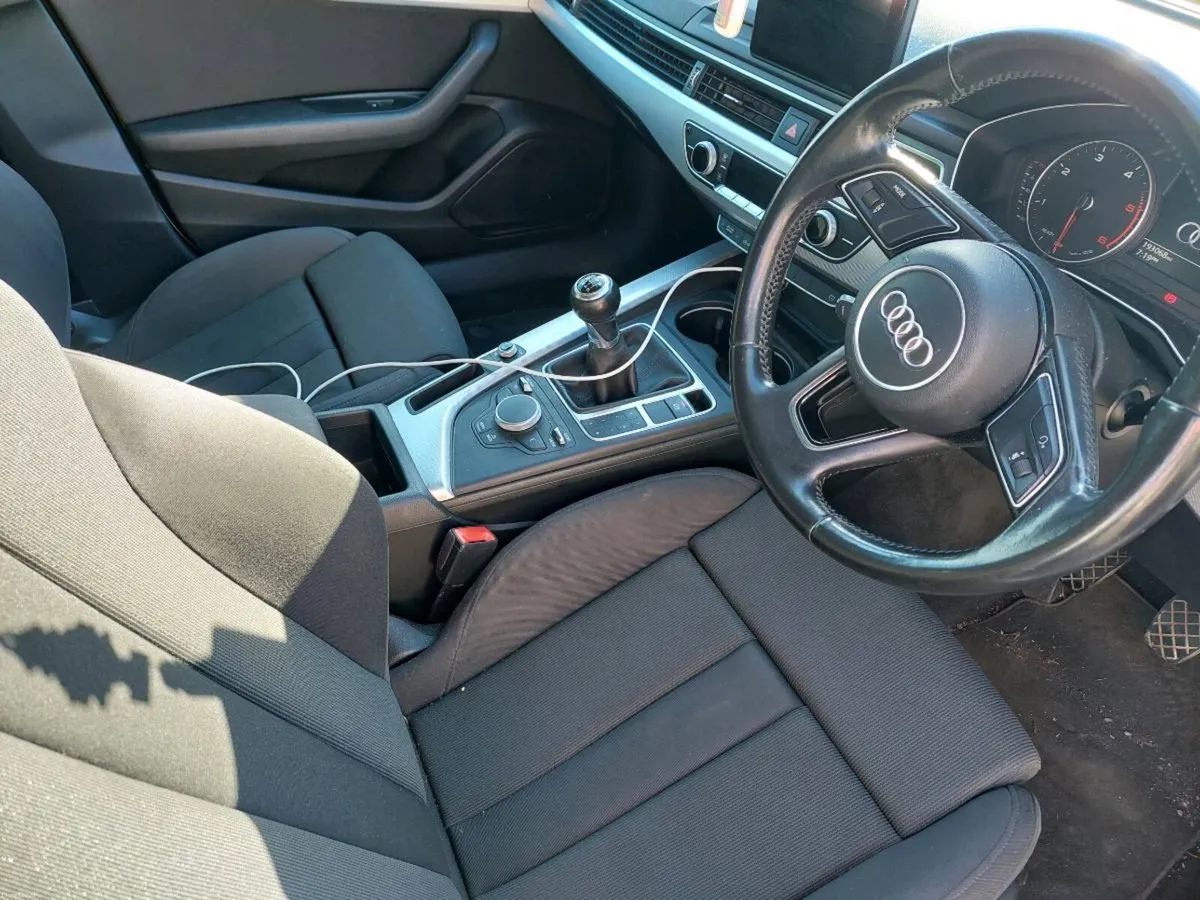 Audi A4 2016  Mint - Image 5