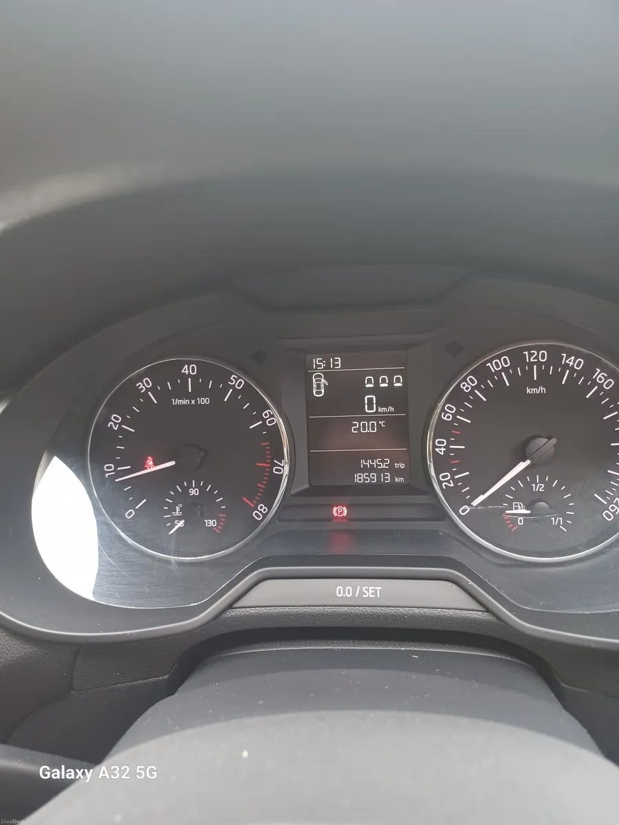 Skoda Octavia 2014 - Image 2