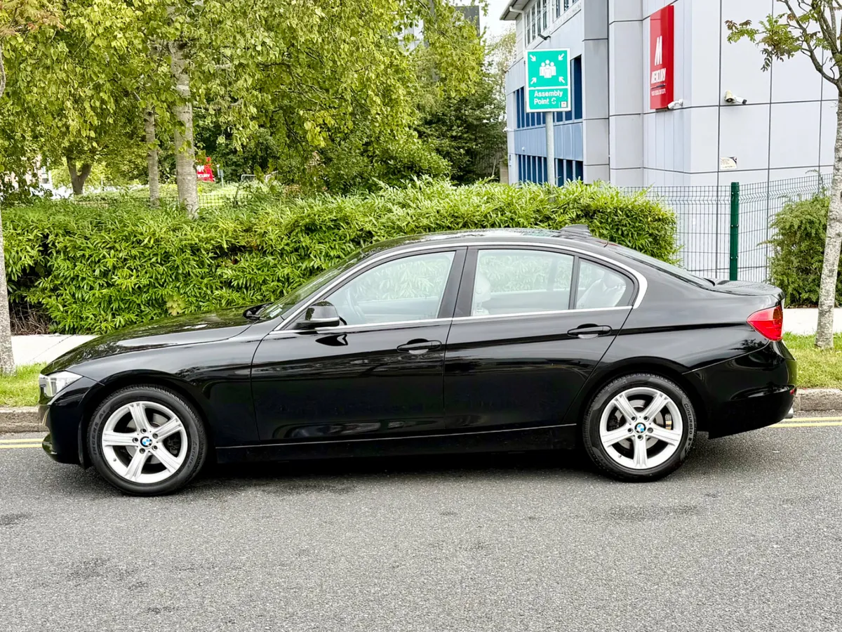 BMW 3-Series 2014!! AUTO!!LEATHER!! - Image 4