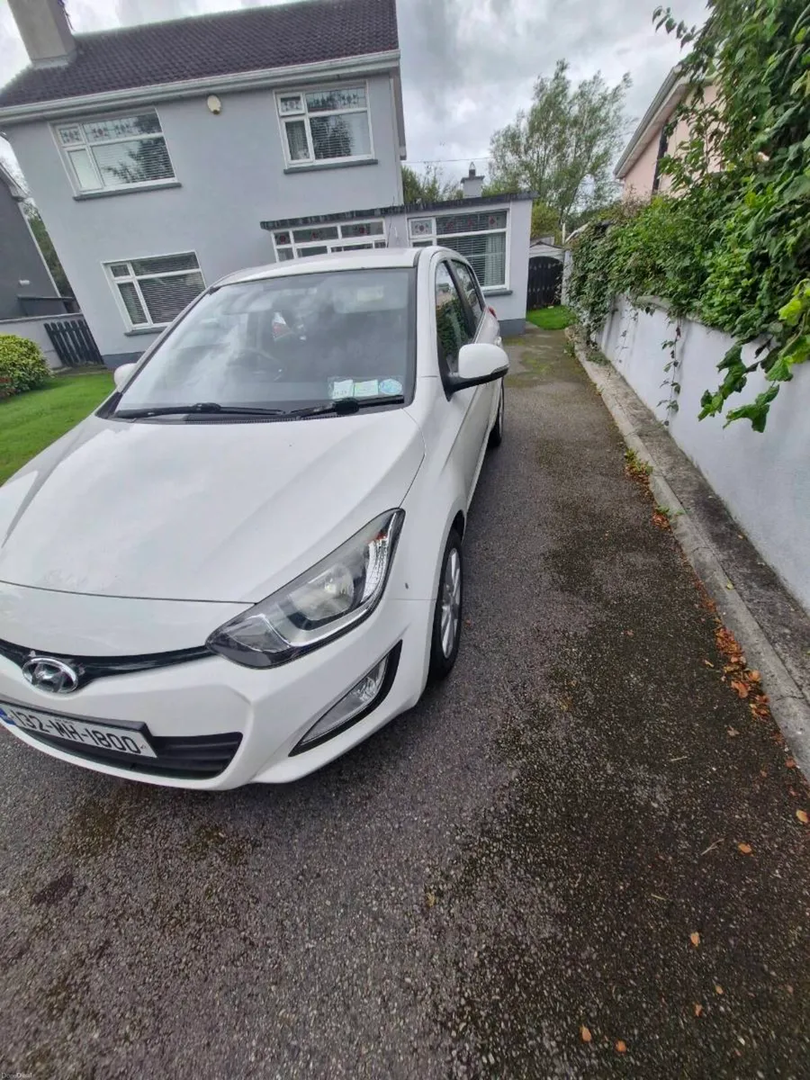 Car - Image 2