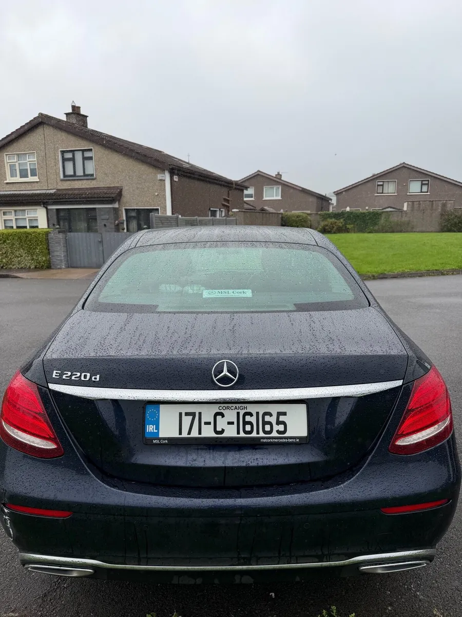 2017 Mercedes-Benz E220d 2.0 Diesel Automatic. - Image 4