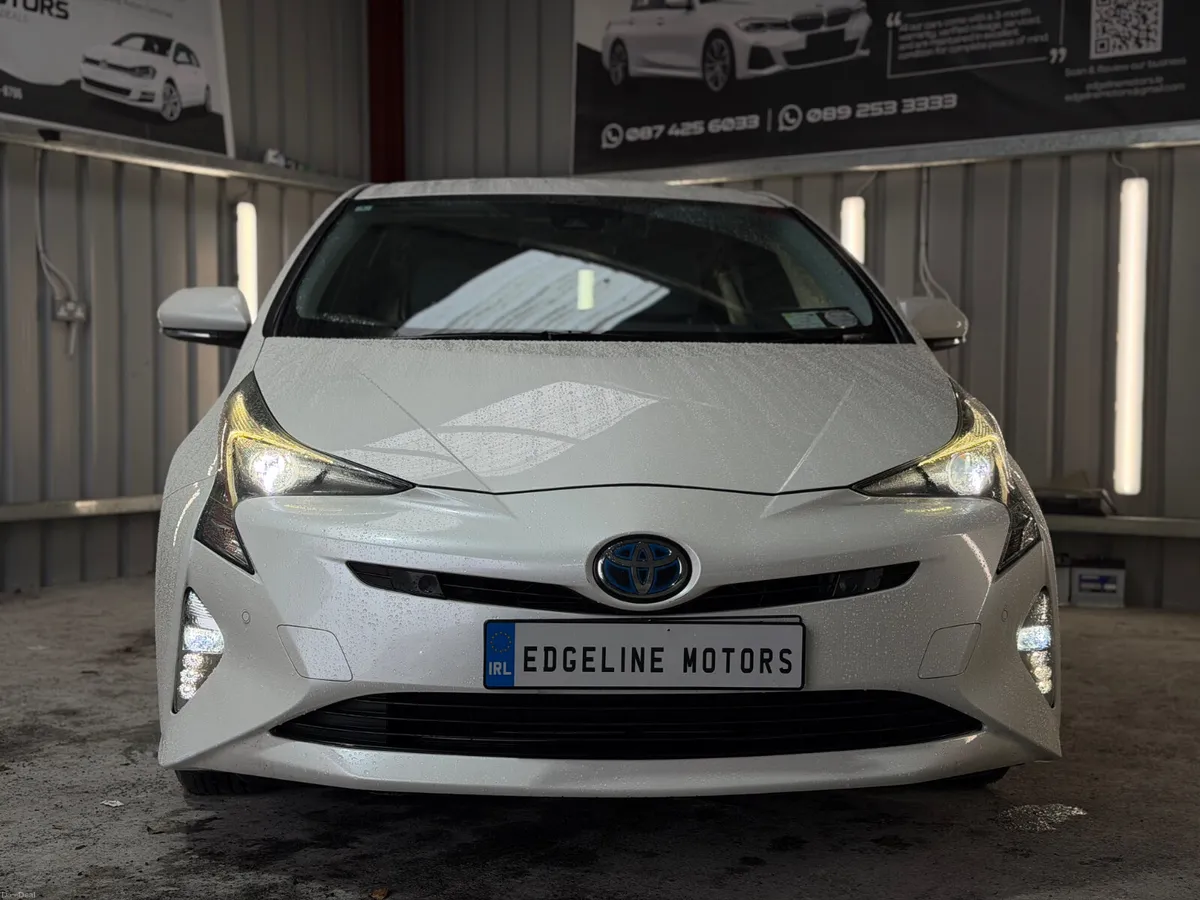 2018 Toyota Prius. Low mileage perfect condition - Image 2
