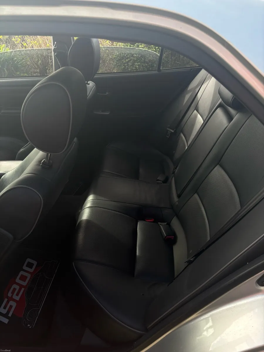 2005 Lexus is200 - Image 6