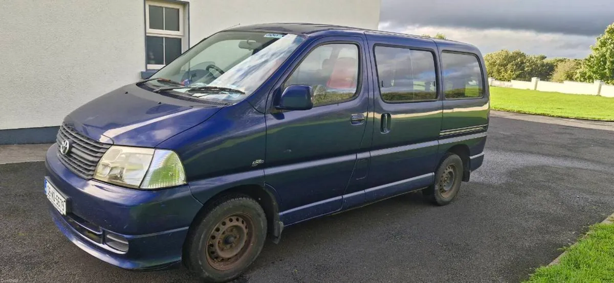 Toyota Hiace - Image 3