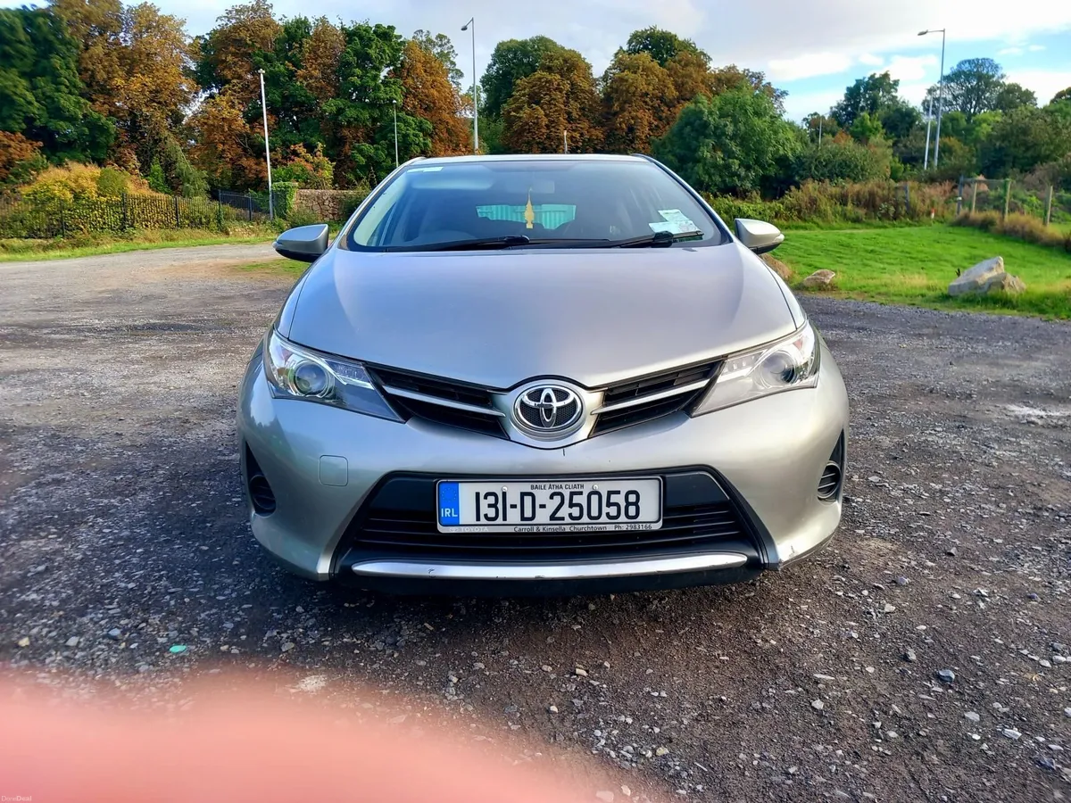 Toyota Auris 2013 - Image 3