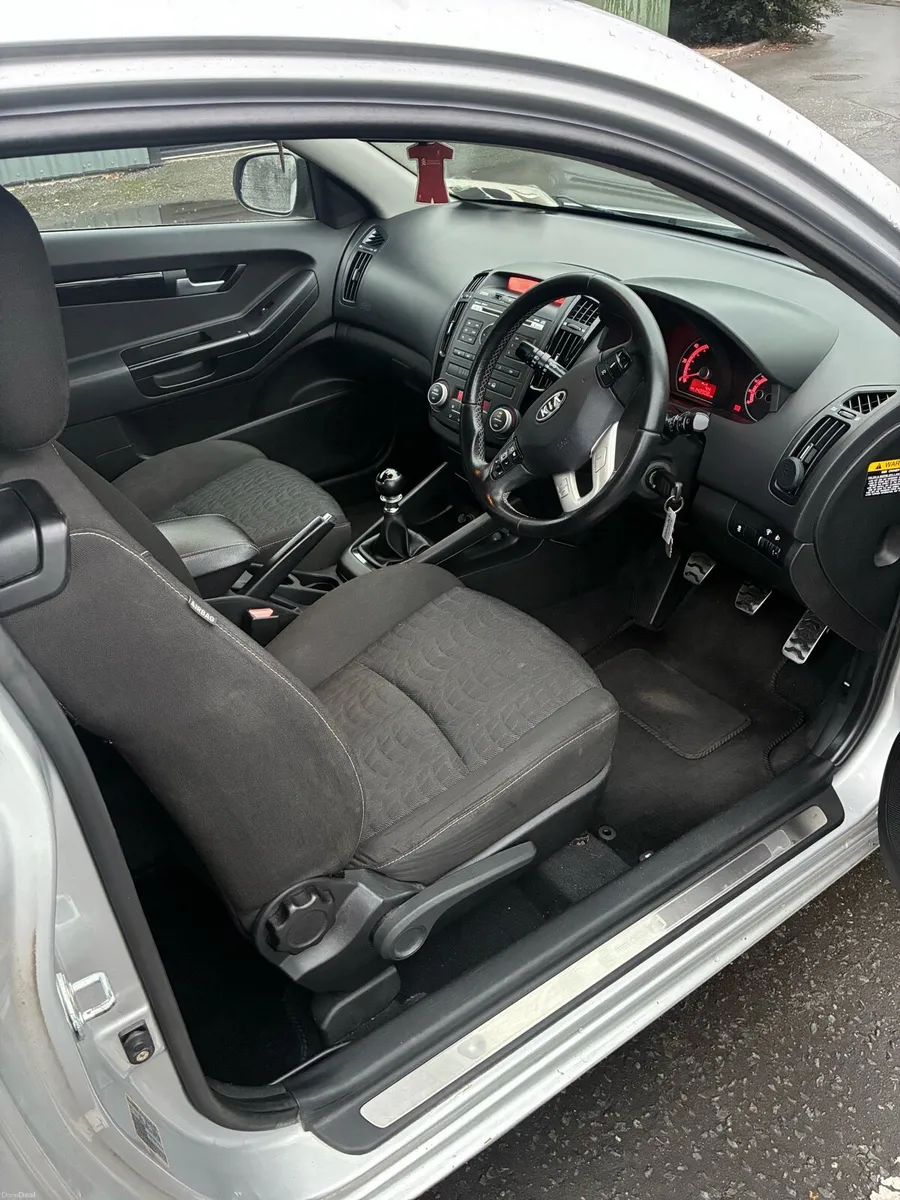 Kia Pro Ceed - Image 4