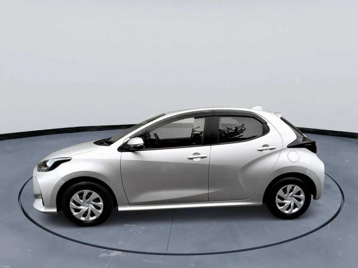 2021 Toyota Yaris Hybrid X - Silver NEW MODEL - Image 4