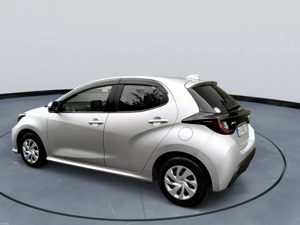 2021 Toyota Yaris Hybrid X - Silver NEW MODEL - Image 5