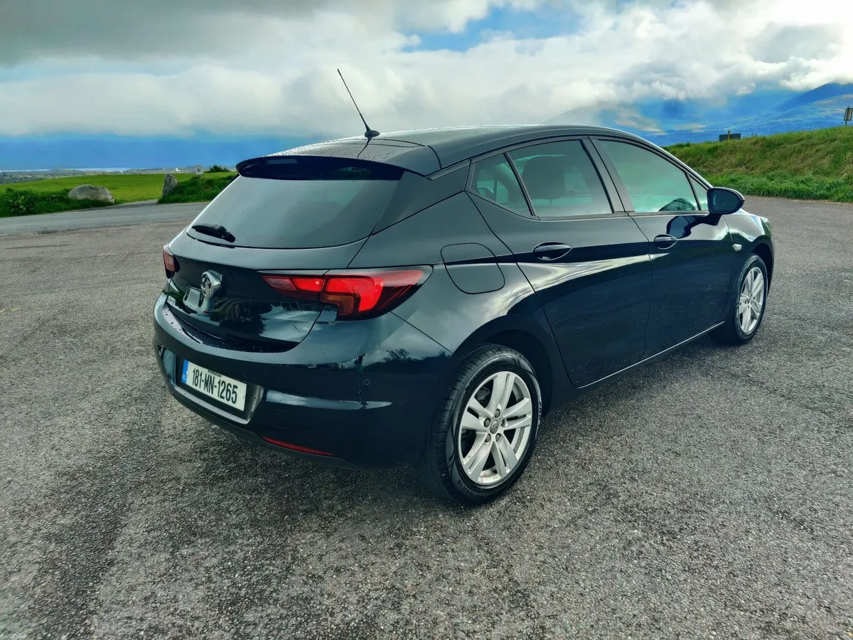REDUCED!!Astra Elite.FULL SERVICE HISTORY - Image 2