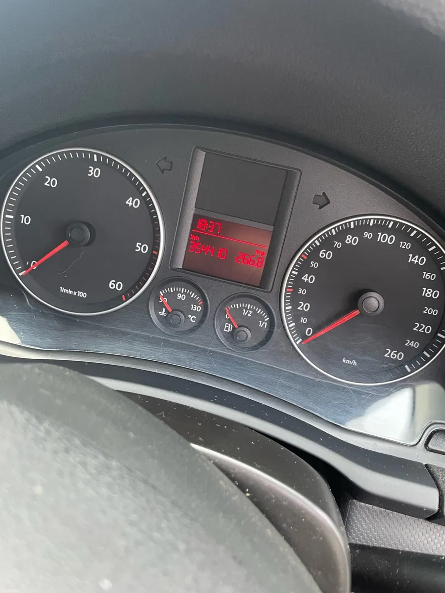 GOLF 1.9L TAX+TEST - Image 3